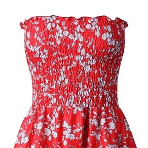Women's Floral Strapless Pleated Flowy Skater Mini Tube Dress. Never worn